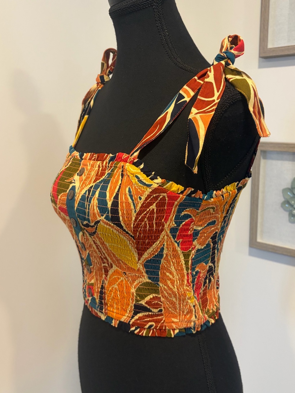 Patrons of Peace Tropical Print Tie-Shoulder Smocked Ruffled Crop Top NWT! - Picture 2 of 10